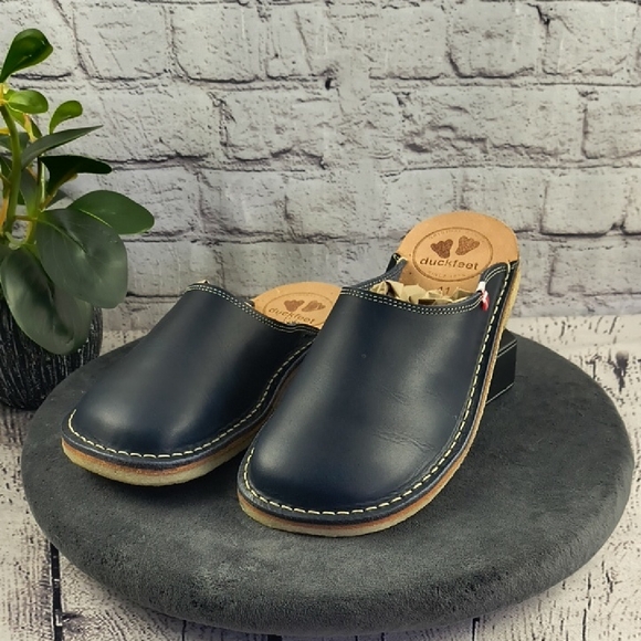 Duckfeet Shoes - Duckfeet Navy Blue Leather Clogs BLåVAND SOLD OUT Unisex 41 Men's 8.5 Women's 10